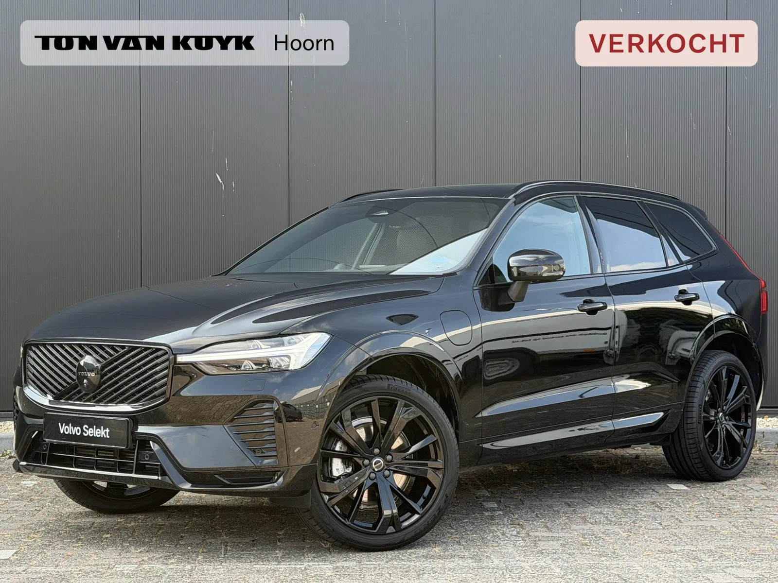 Volvo XC60 (2025) — foto 1