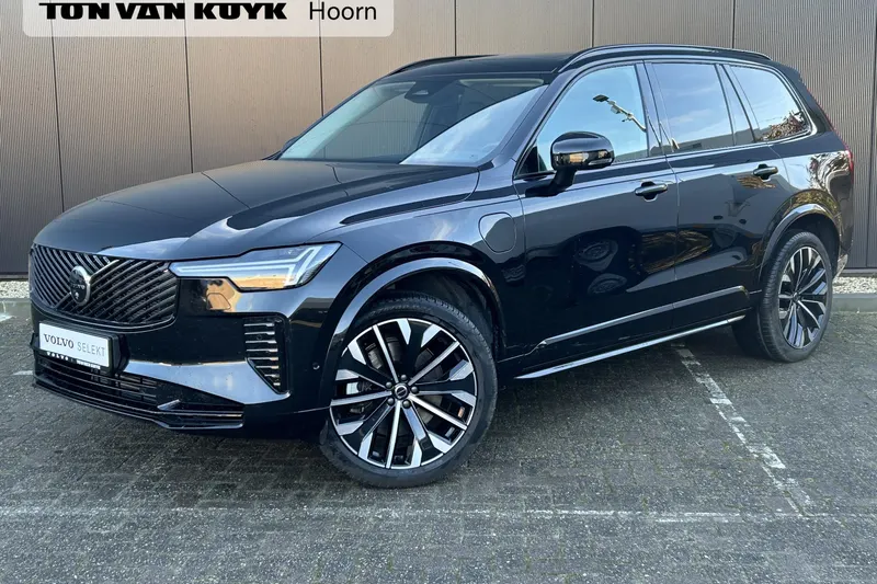 Volvo XC90 (2025)