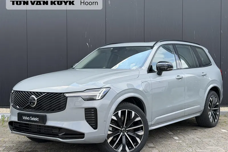 Volvo XC90 (2025)