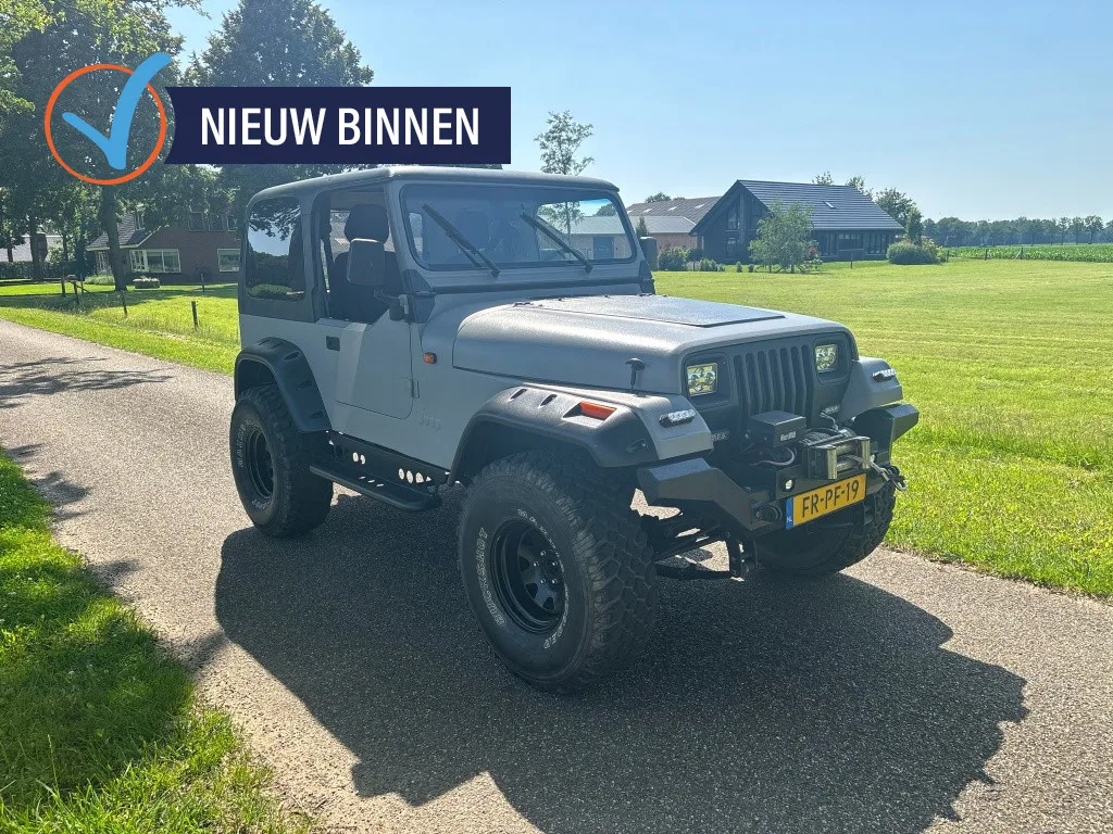 Jeep Wrangler (1992) — foto 1