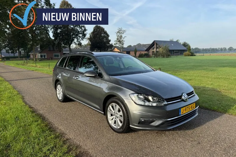 Volkswagen Golf (2020)