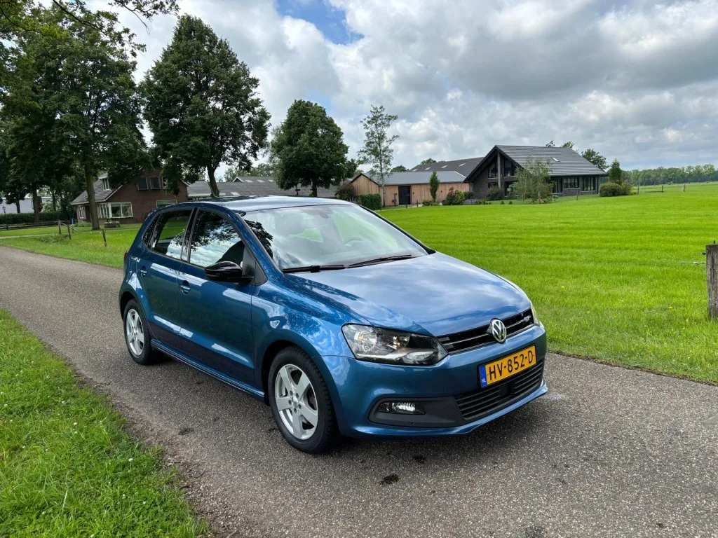 Volkswagen Polo (2016) — foto 1