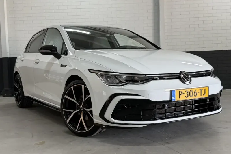 Volkswagen Golf (2022)