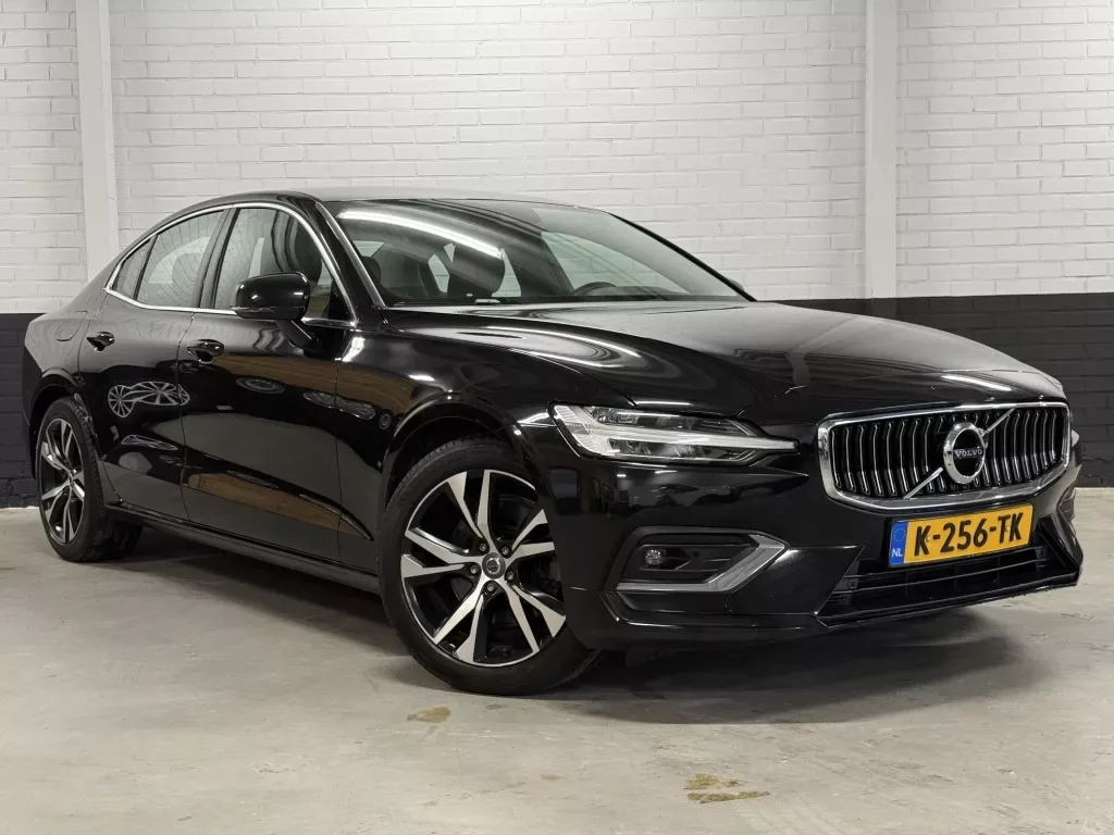 Volvo S60 (2021) — foto 1