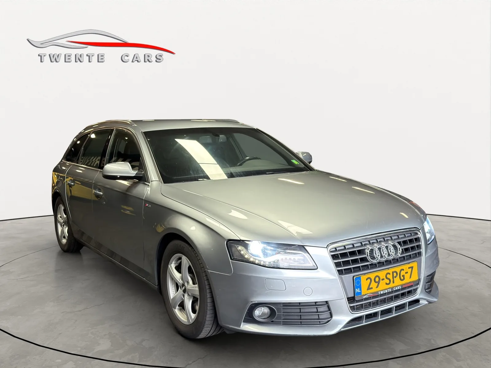 Audi A4 (2011) — foto 1