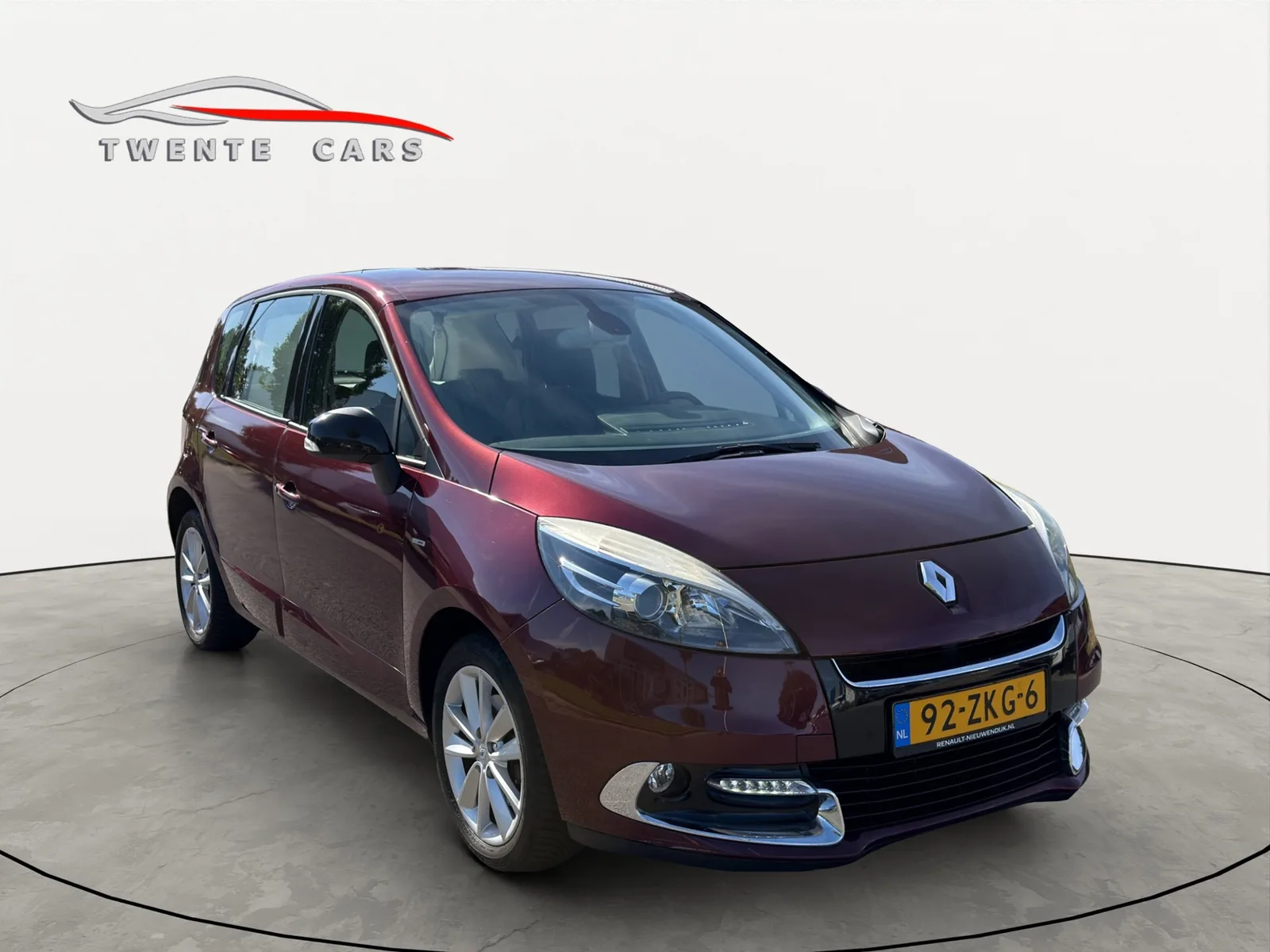 Renault Scénic (2012) — foto 1
