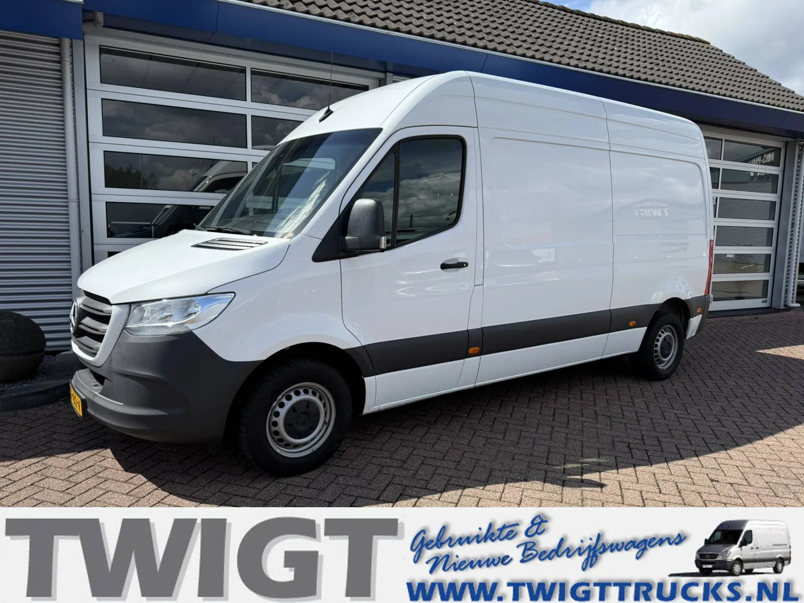 Mercedes-Benz Sprinter (2023) — foto 1
