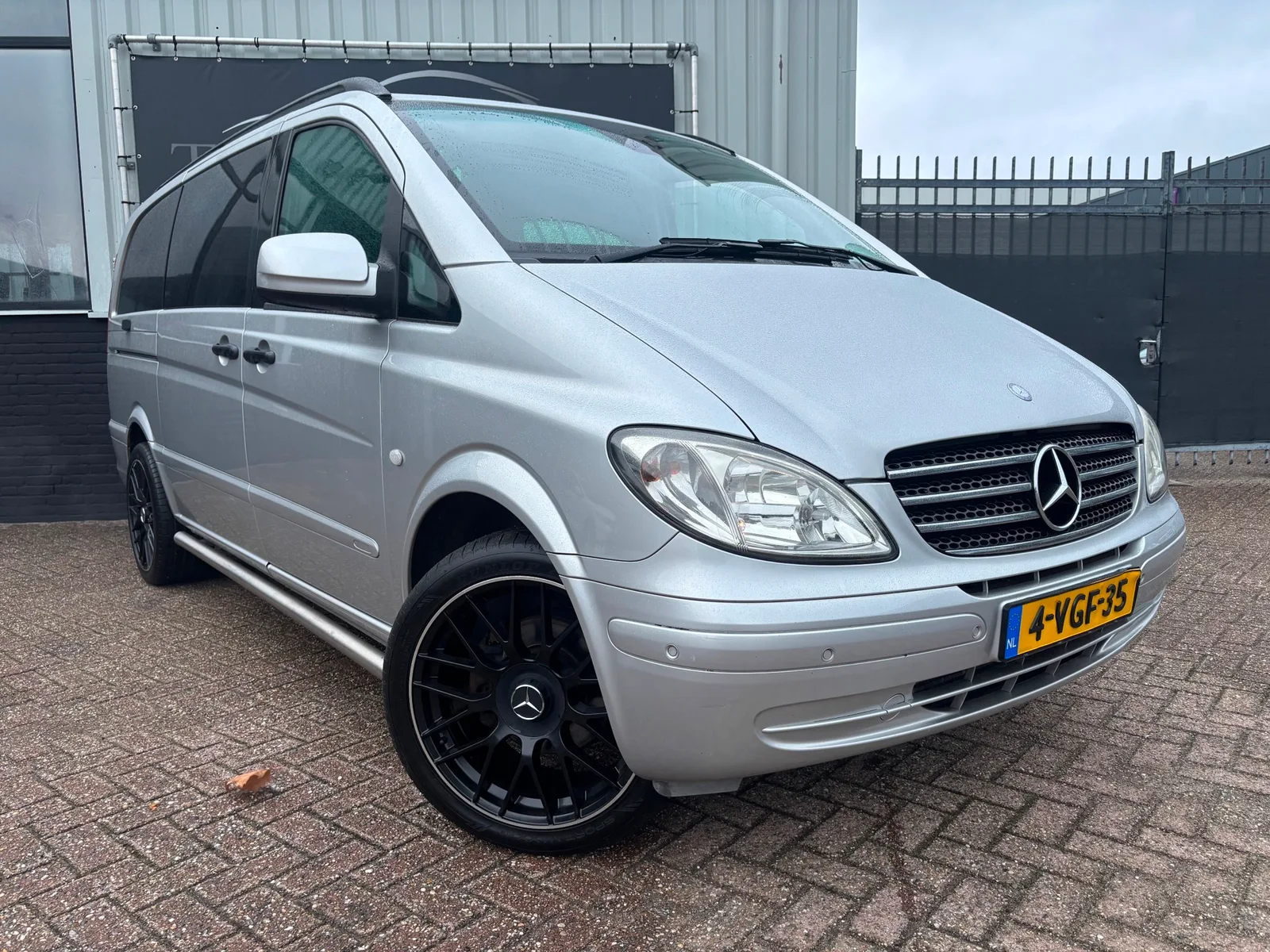 Mercedes-Benz Vito (2010) — foto 1