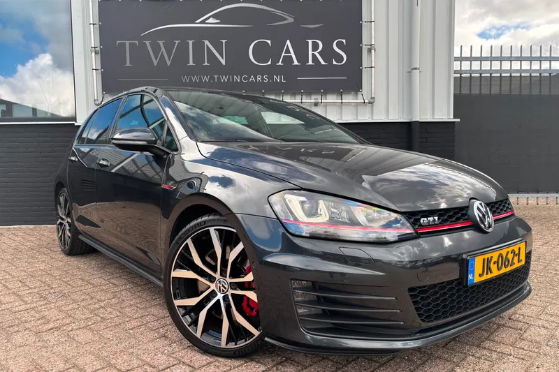 Volkswagen Golf (2013)