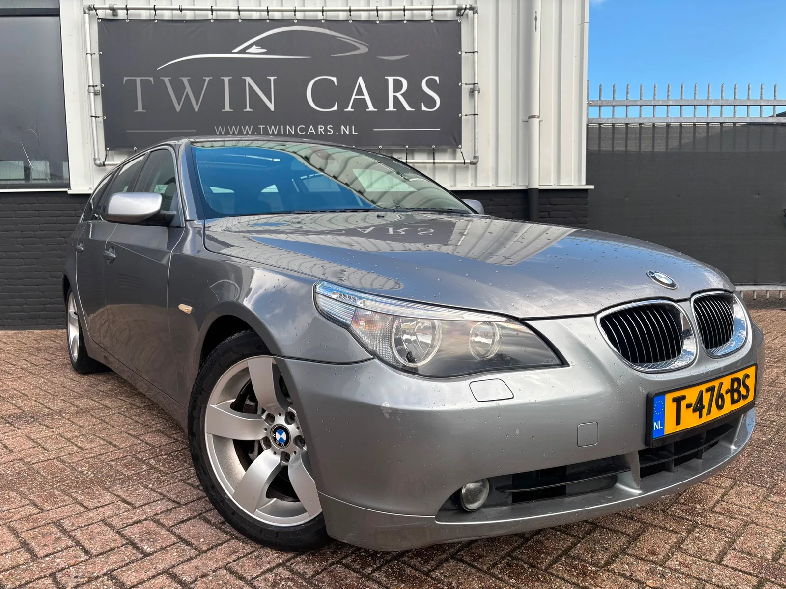 BMW 5-Serie (2004) — foto 1