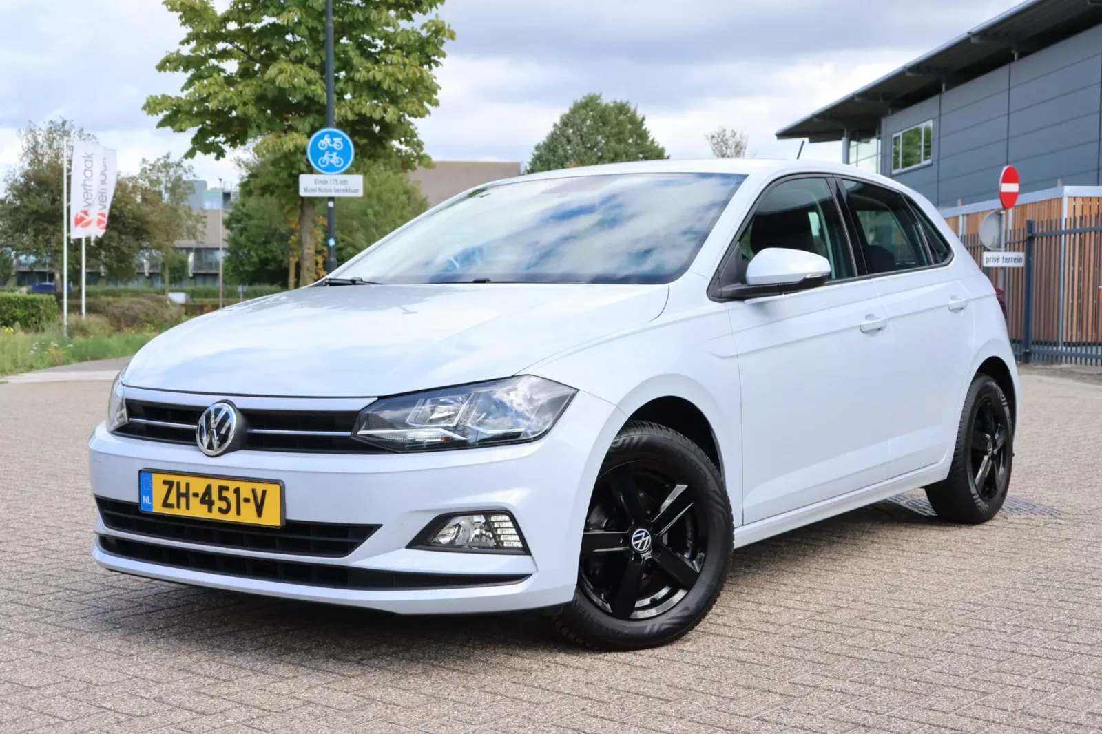 Volkswagen Polo (2019) — foto 1