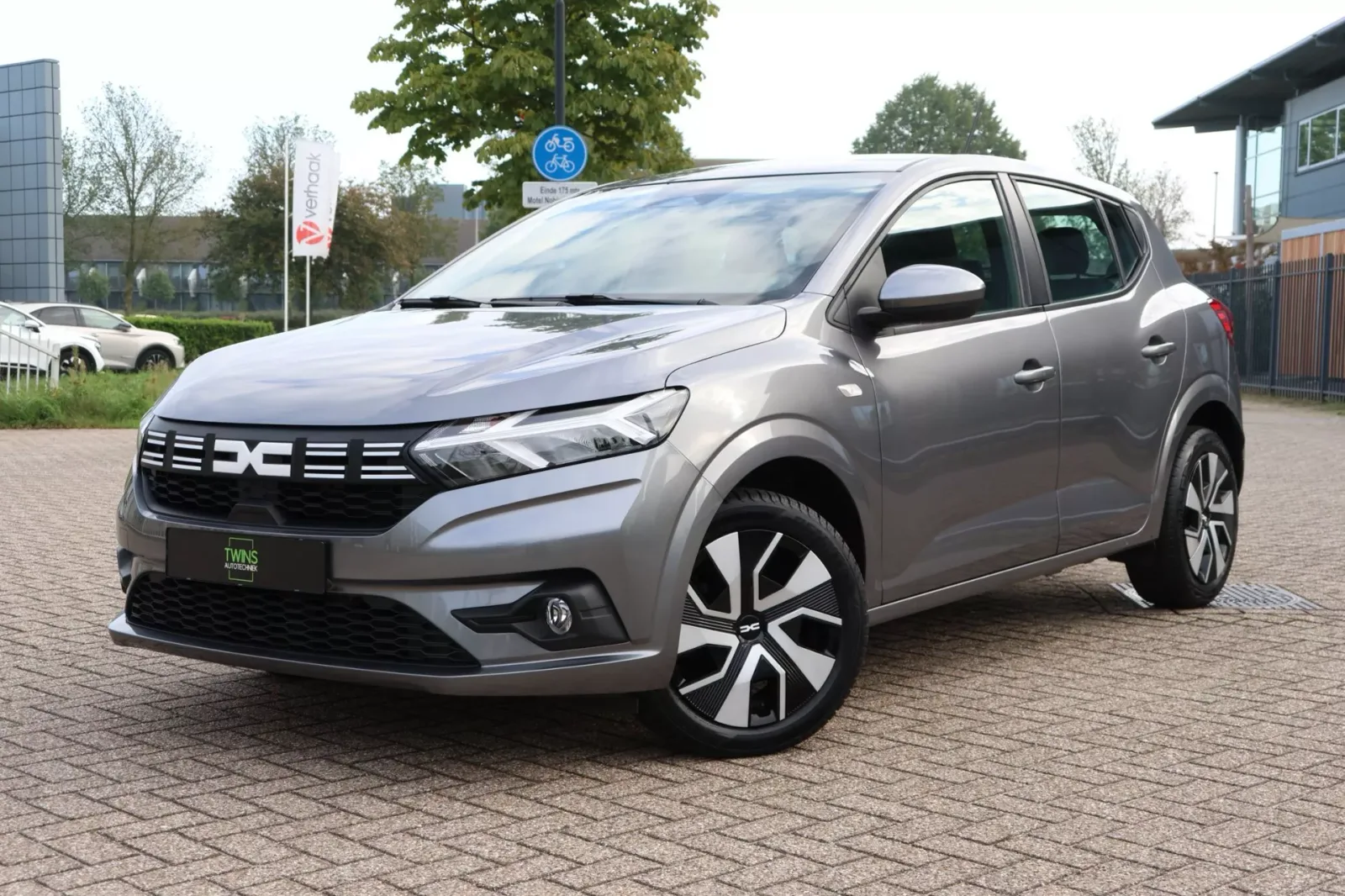 Dacia Sandero (2024) — foto 1