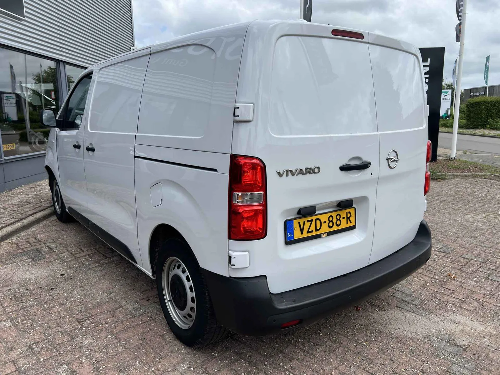 Opel Vivaro (2023) — foto 1