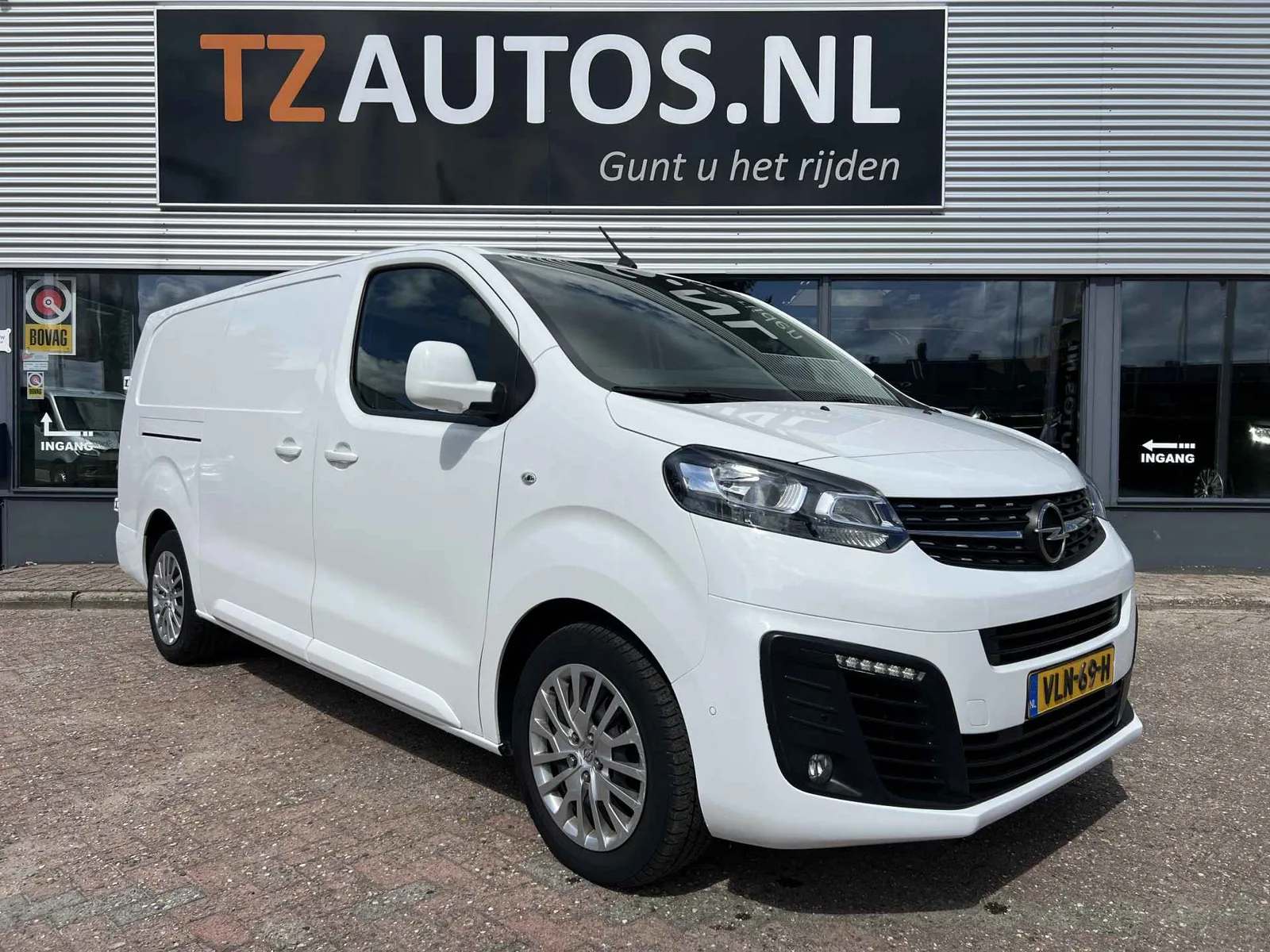 Opel Vivaro (2021) — foto 1