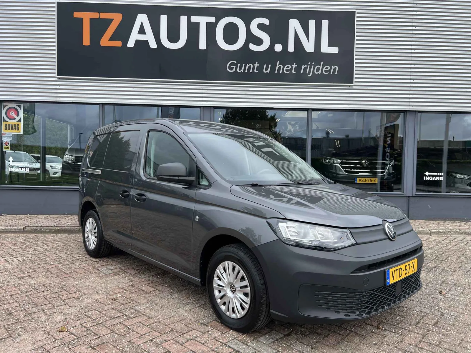Volkswagen Caddy (2023) — foto 1