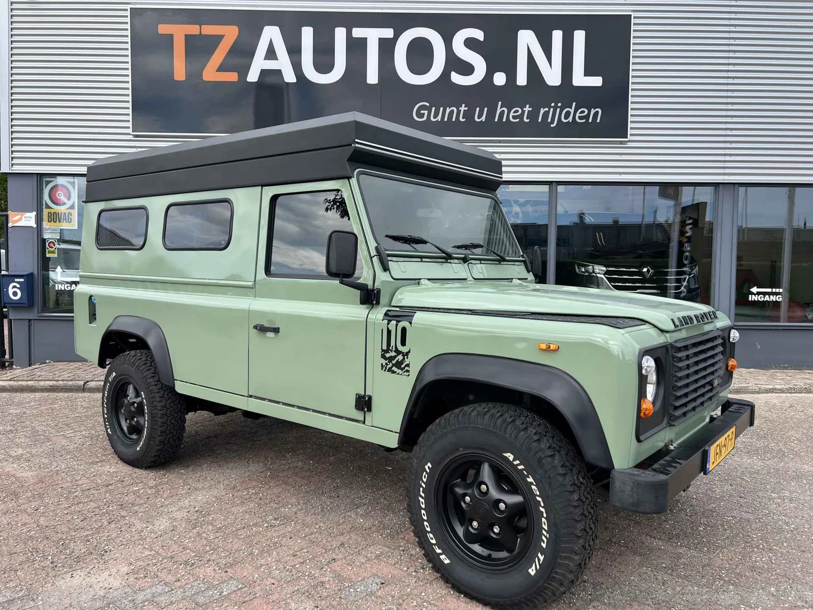 Land Rover Defender (1992) — foto 1