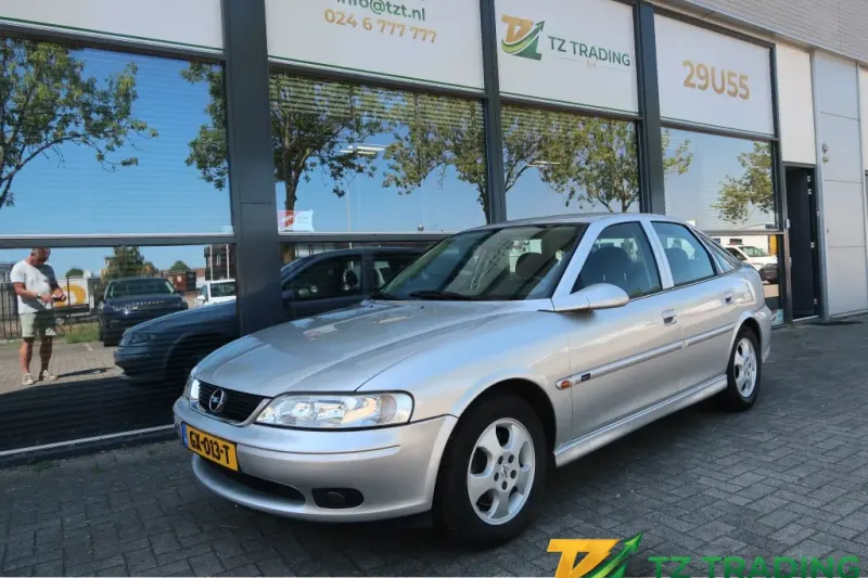 Opel Vectra (1999)