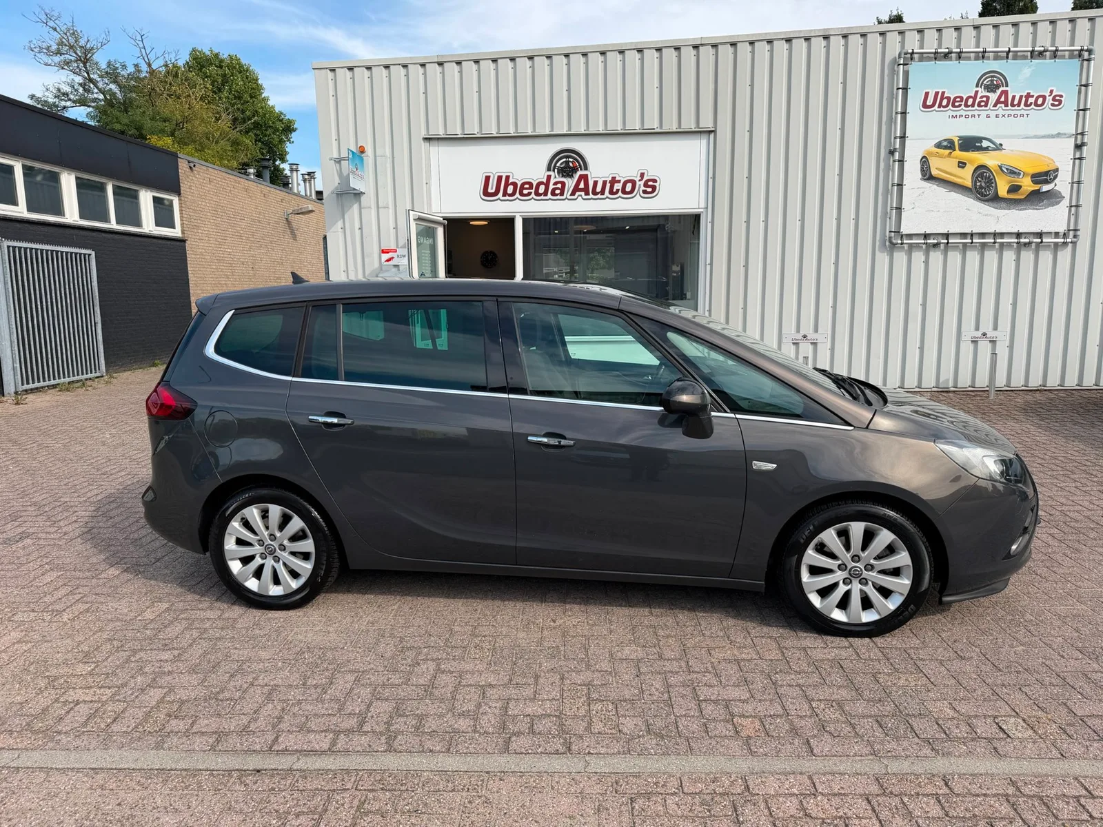 Opel Zafira (2013) — foto 1