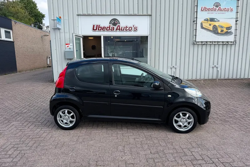 Peugeot 107 (2010)