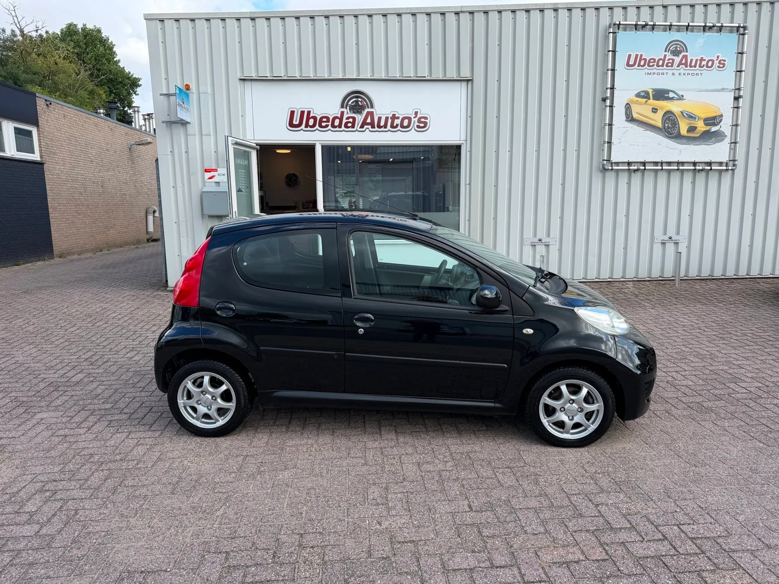 Peugeot 107 (2010) — foto 1