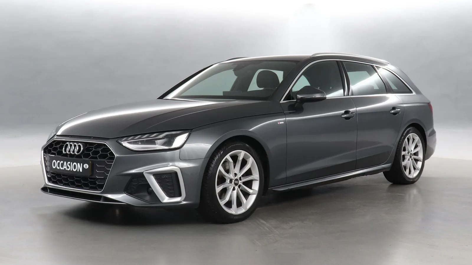 Audi A4 (2021) — foto 1