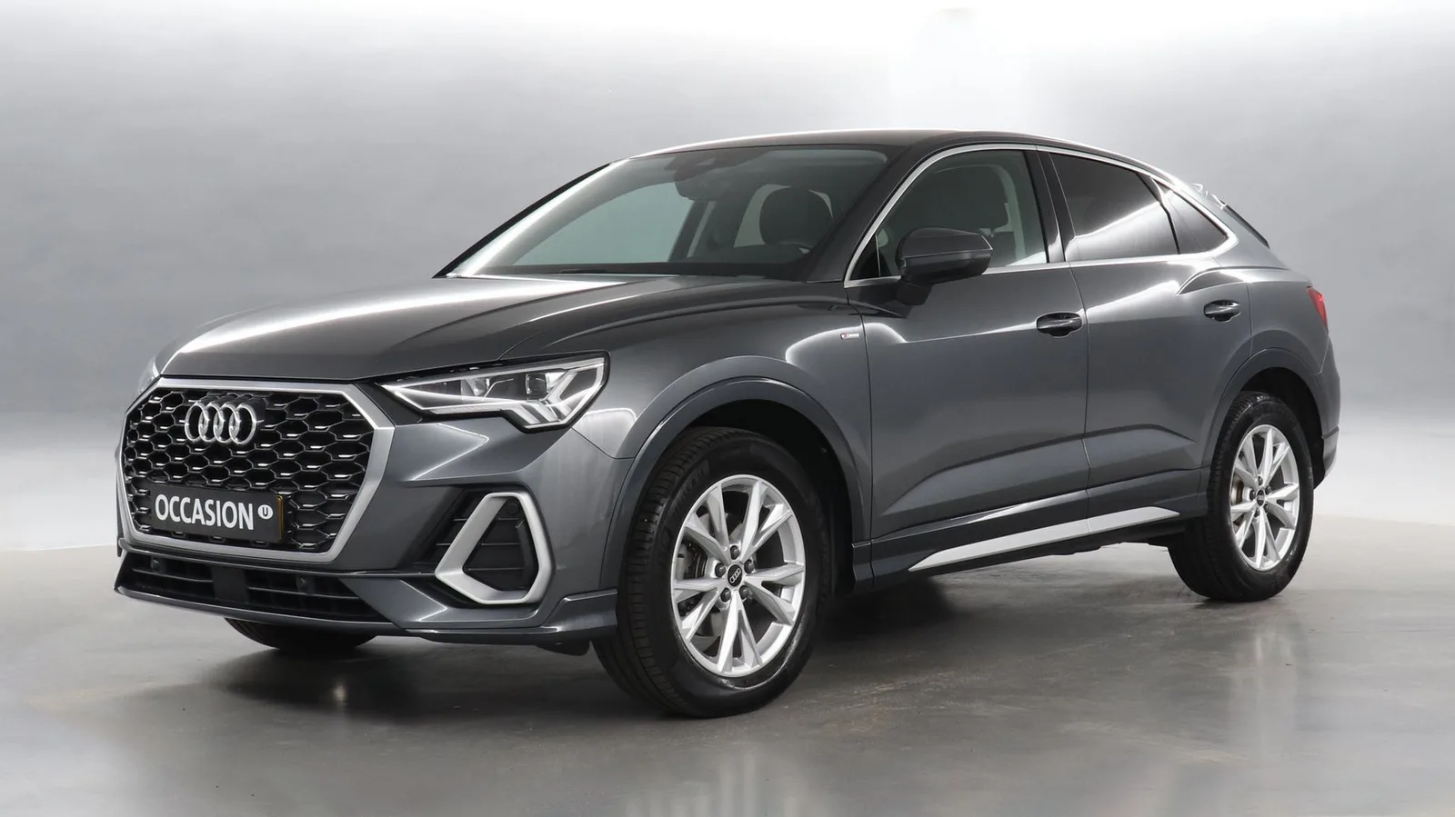 Audi Q3 Sportback (2022) — foto 1