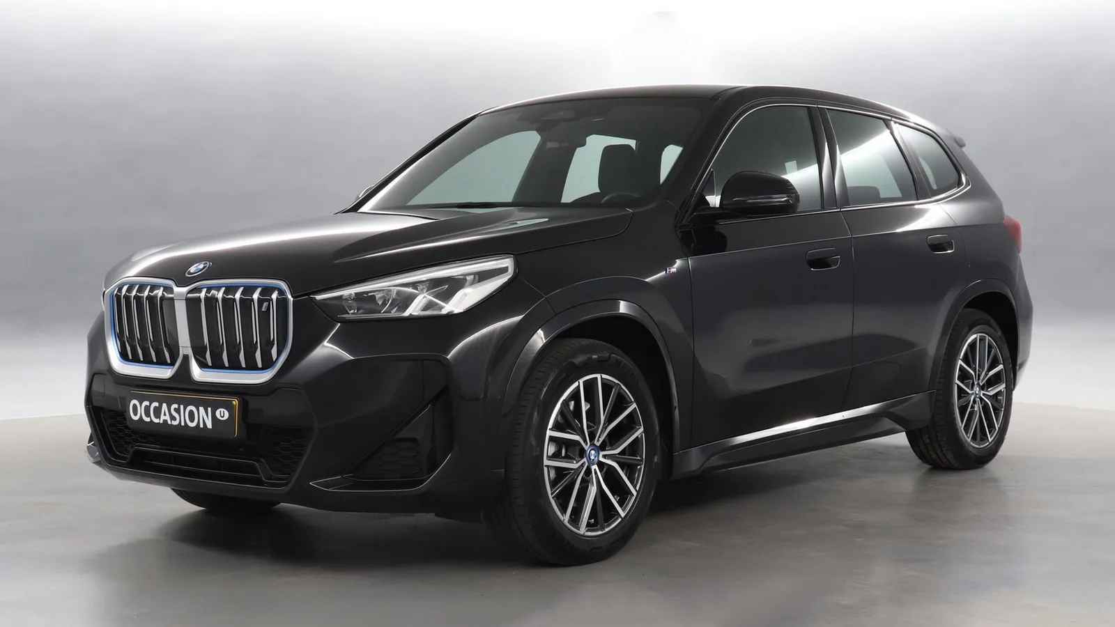 BMW iX1 (2023) — foto 1