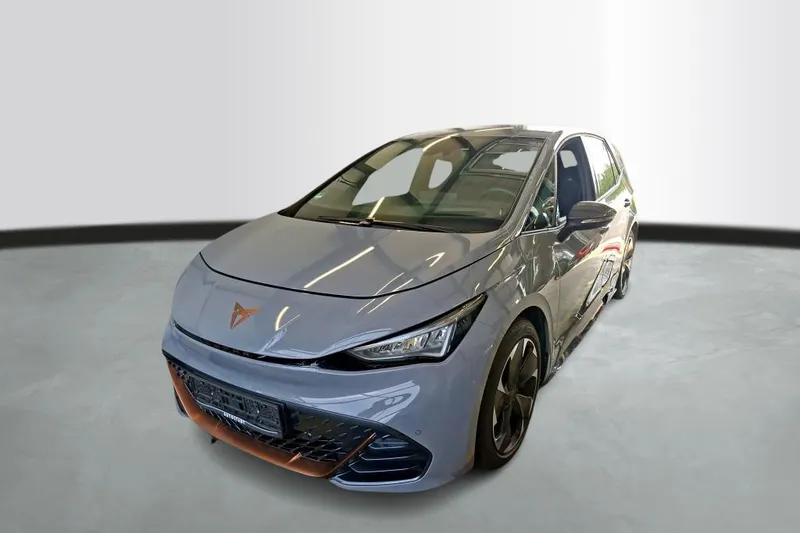 CUPRA Born (2024)