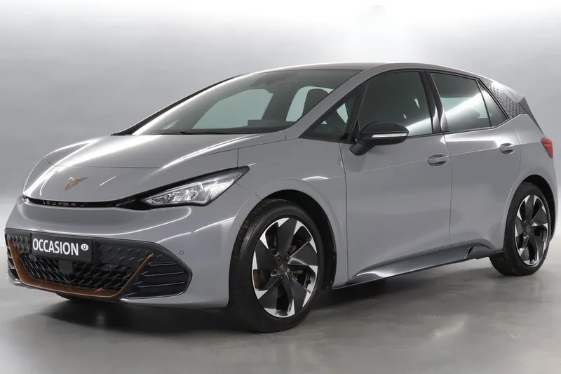 CUPRA Born (2024)