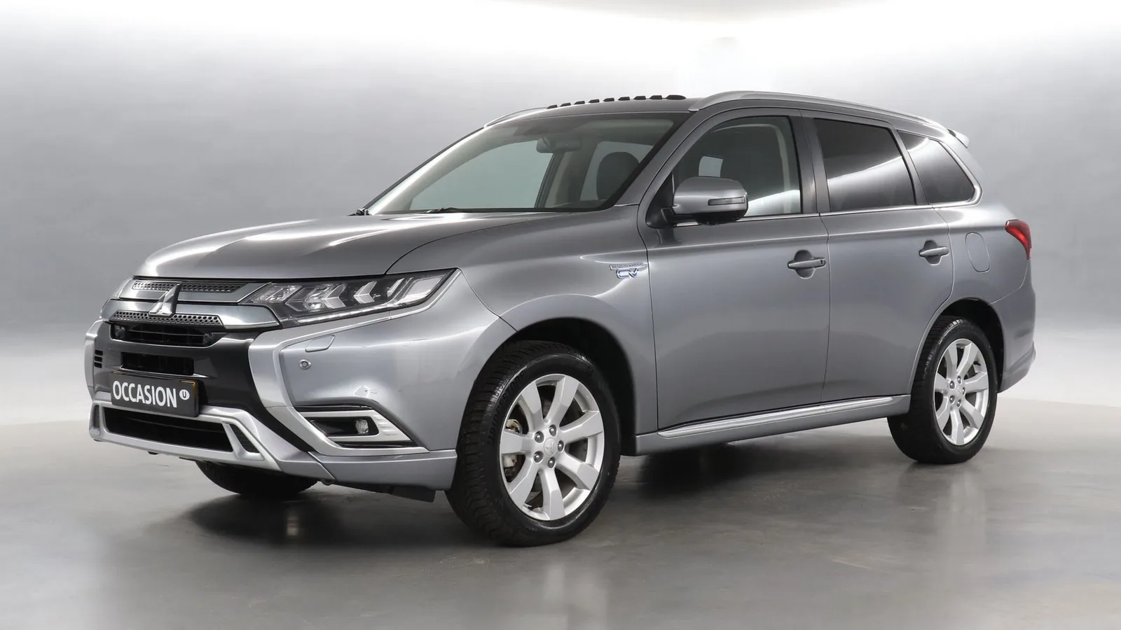 Mitsubishi Outlander (2019) — foto 1