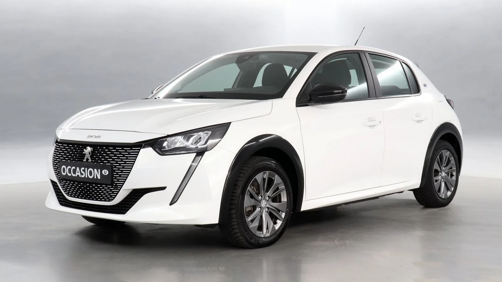 Peugeot e-208 (2022) — foto 1