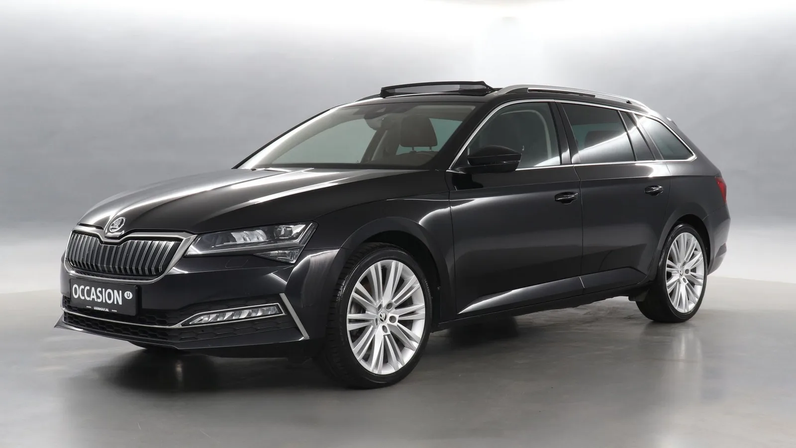 Škoda Superb (2022) — foto 1