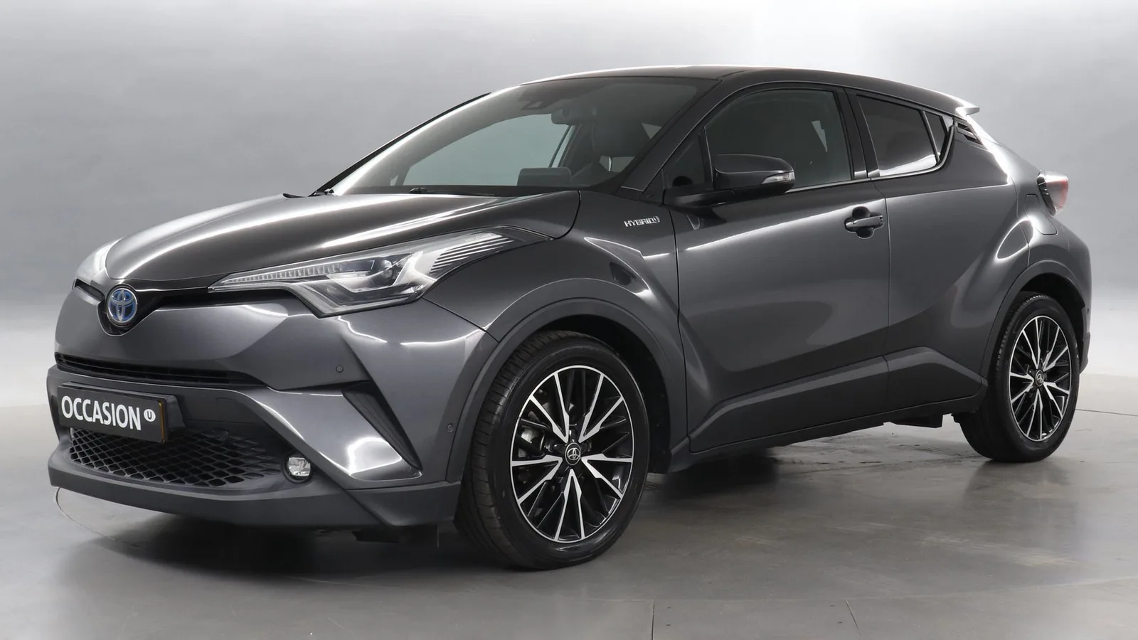 Toyota C-HR (2018) — foto 1