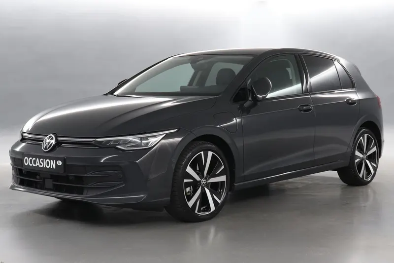 Volkswagen Golf (2025)