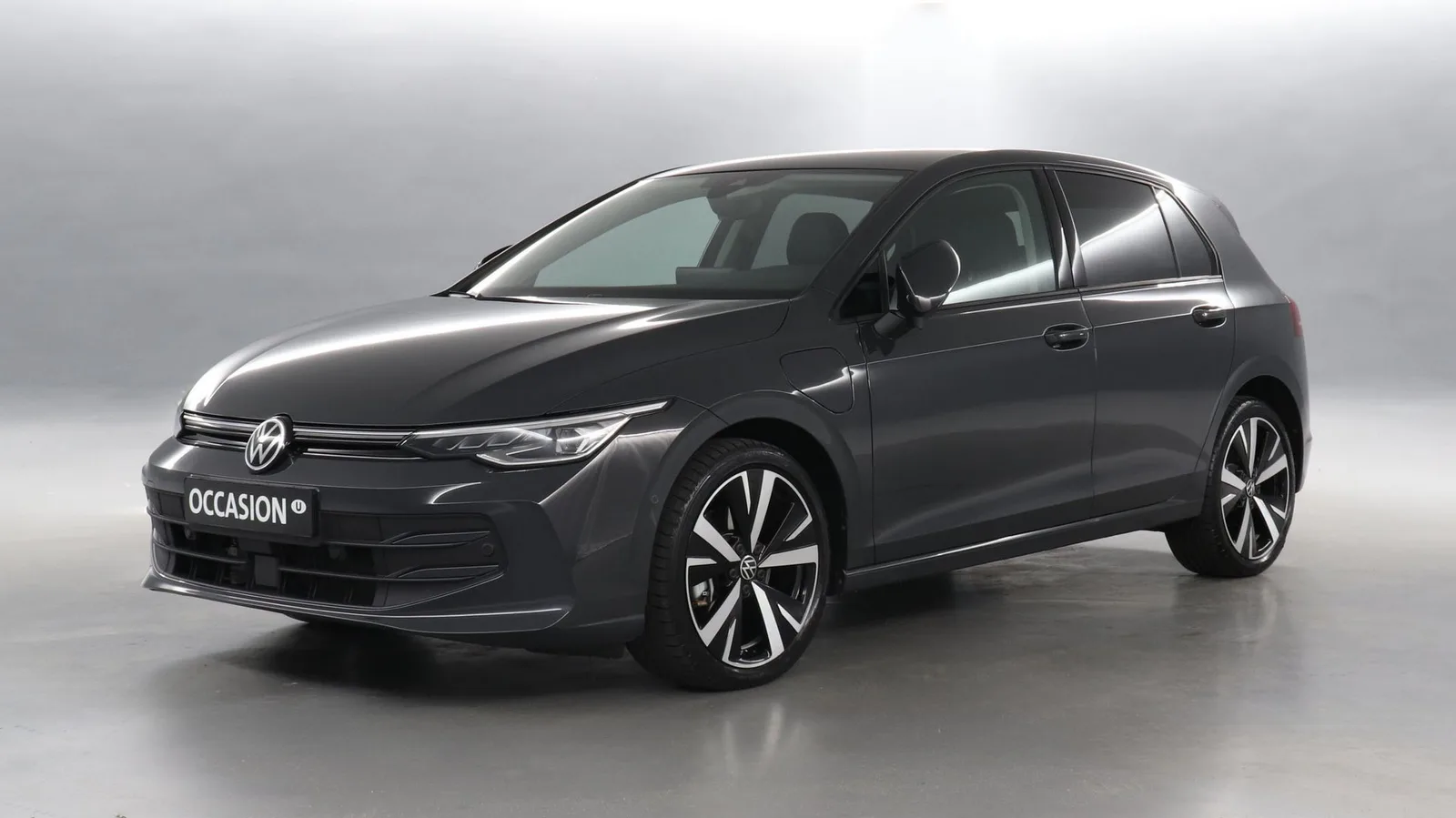 Volkswagen Golf (2025) — foto 1