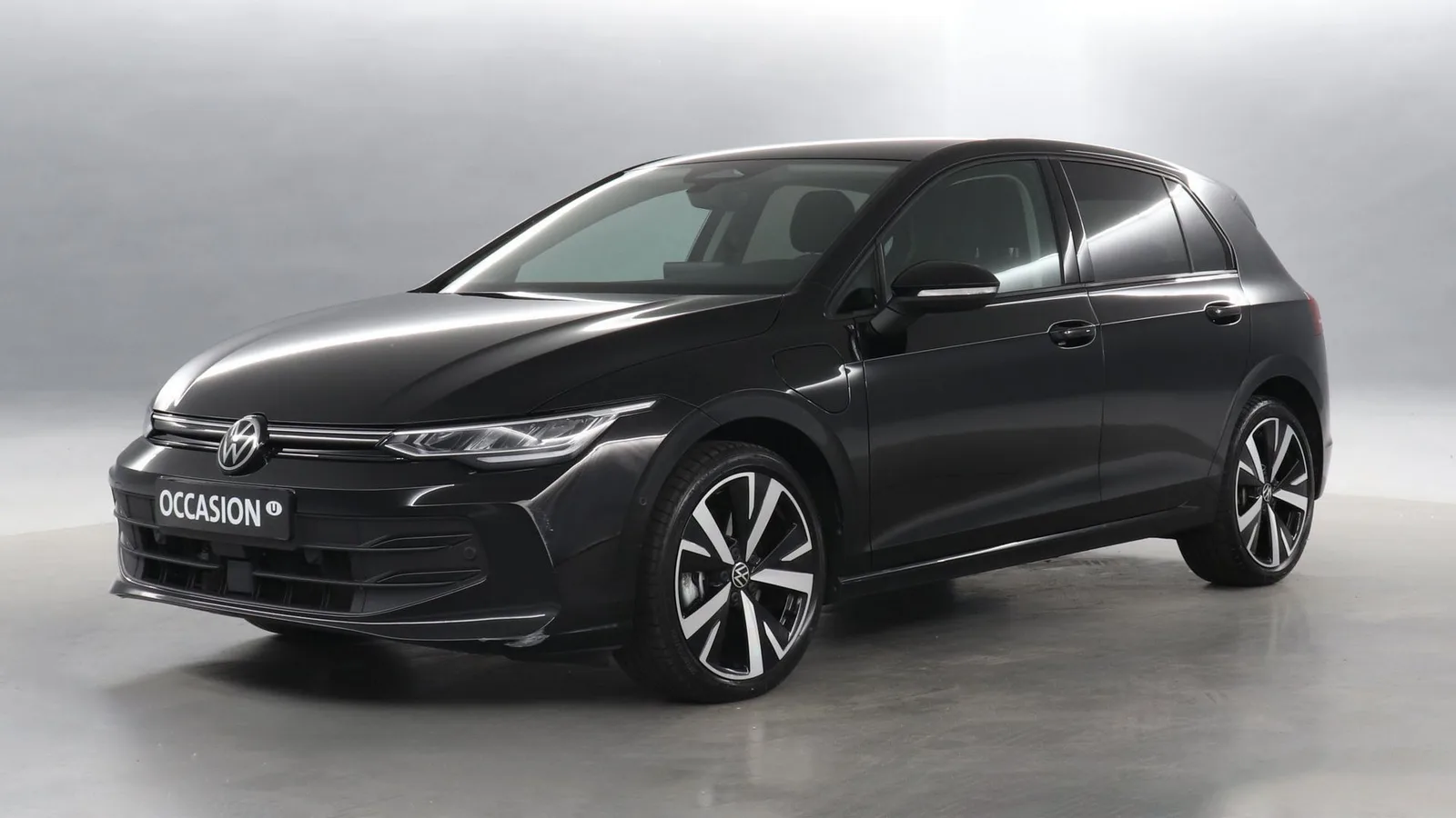 Volkswagen Golf (2025) — foto 1