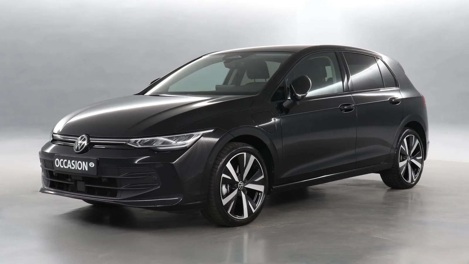 Volkswagen Golf (2025) — foto 1