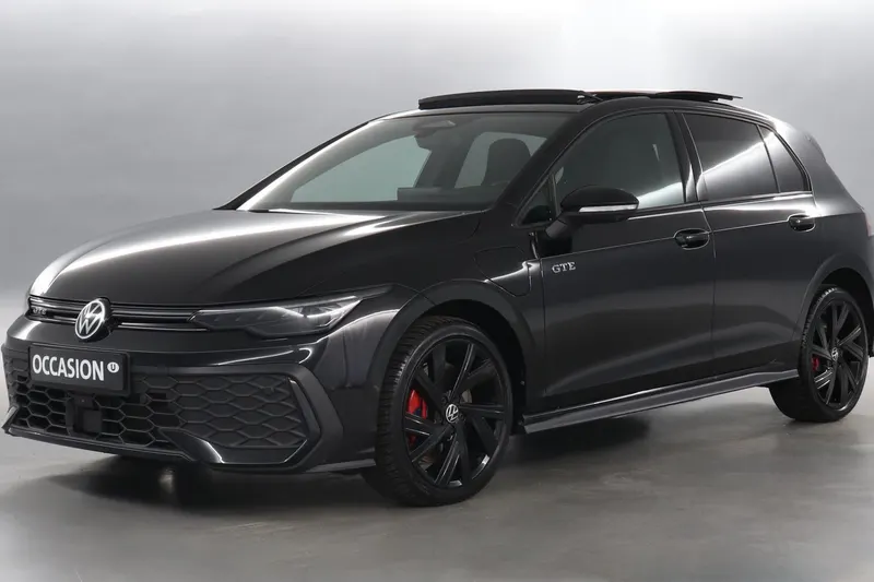 Volkswagen Golf (2025)