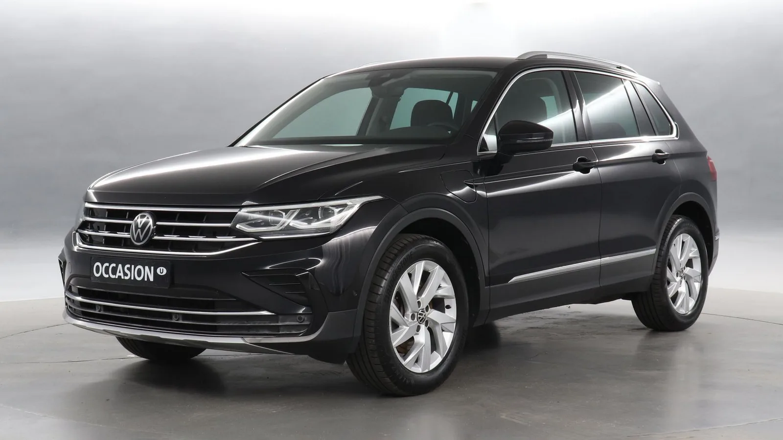 Volkswagen Tiguan (2022) — foto 1