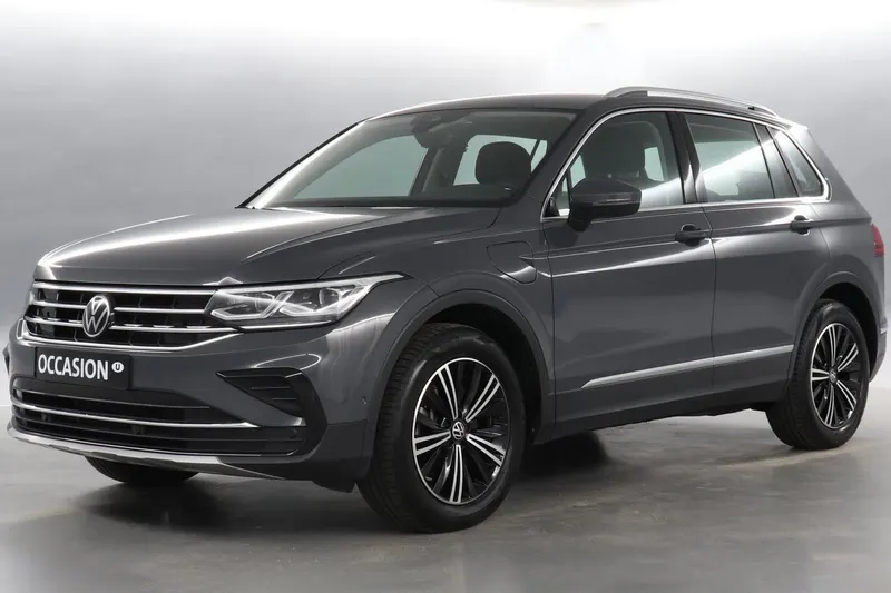 Volkswagen Tiguan (2023)