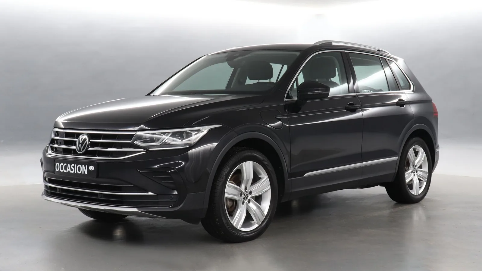 Volkswagen Tiguan (2022) — foto 1