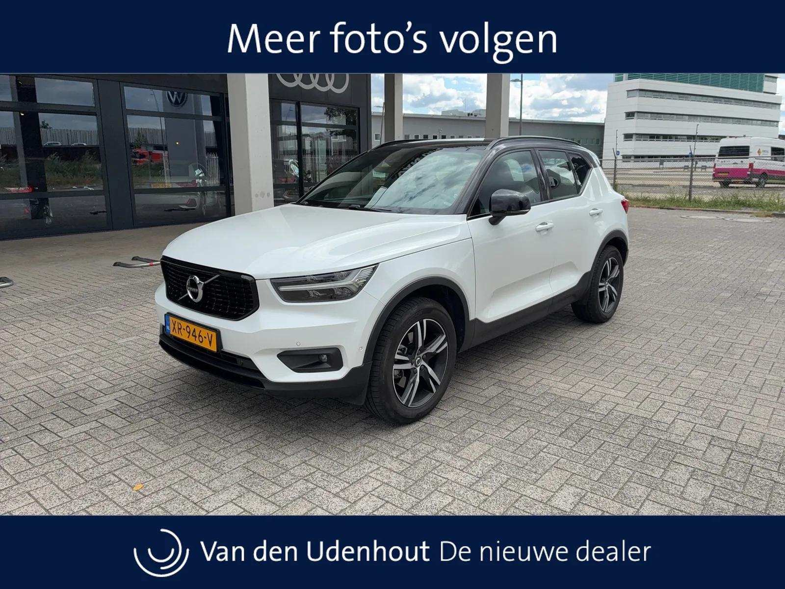 Volvo XC40 (2019) — foto 1