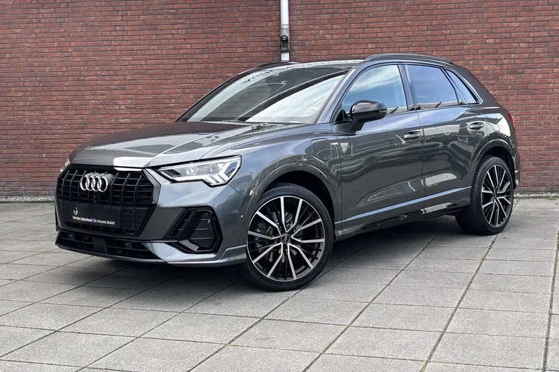 Audi Q3 (2023)