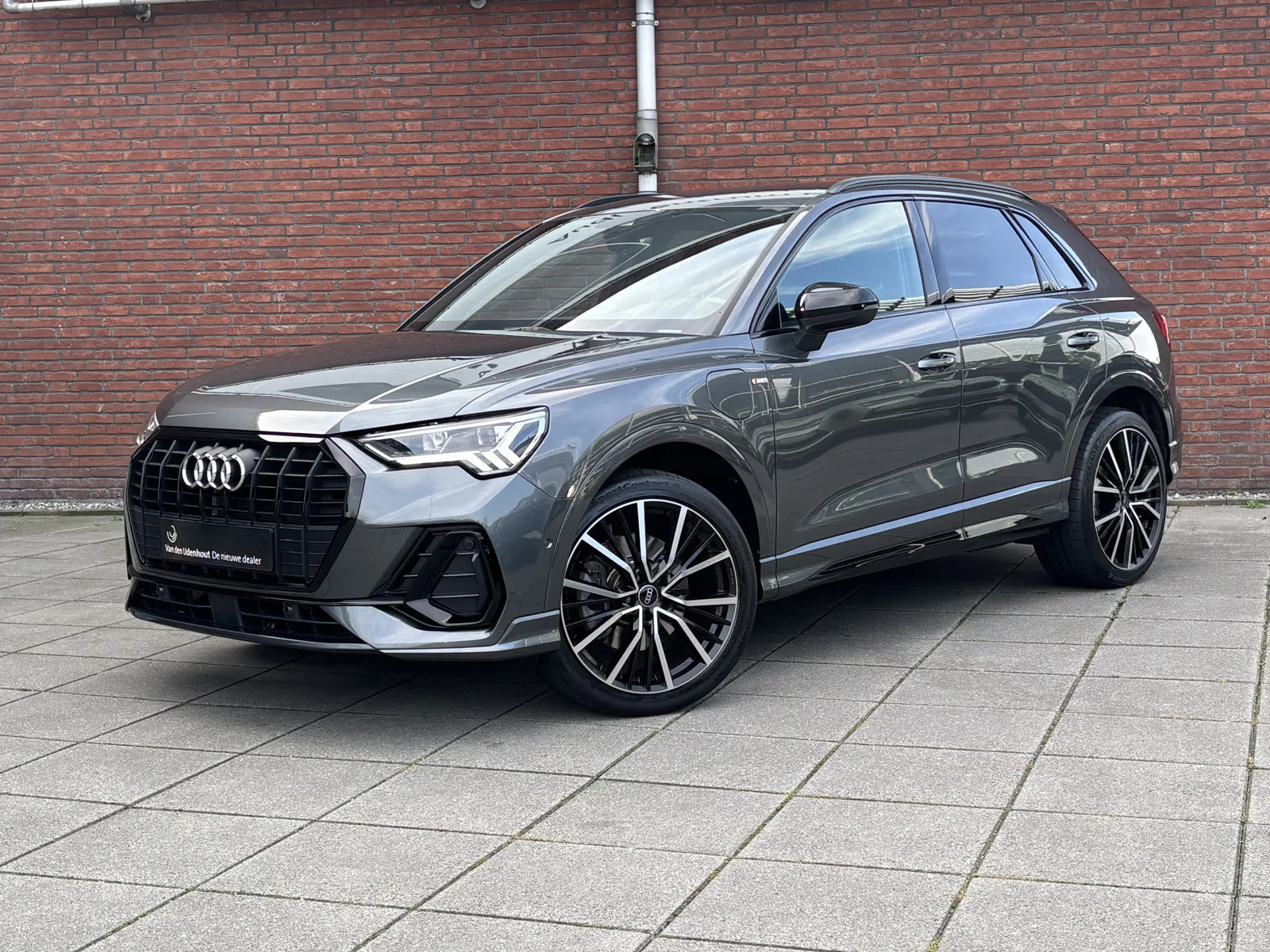 Audi Q3 (2023) — foto 1