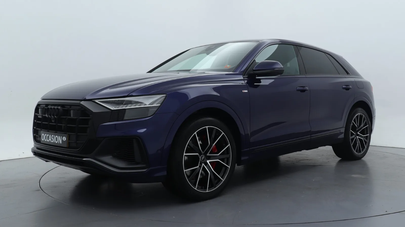 Audi Q8 (2023) — foto 1
