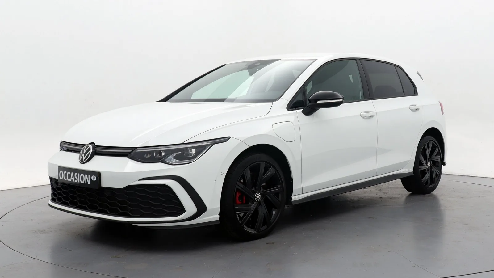 Volkswagen Golf (2022) — foto 1