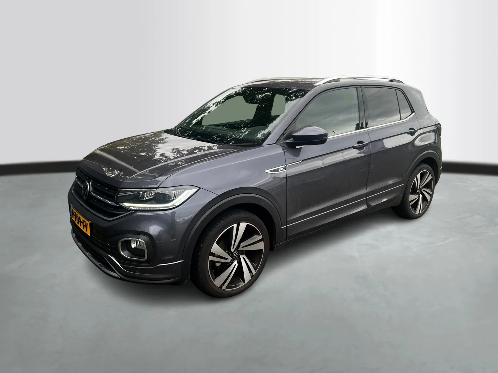 Volkswagen T-Cross (2022) — foto 1