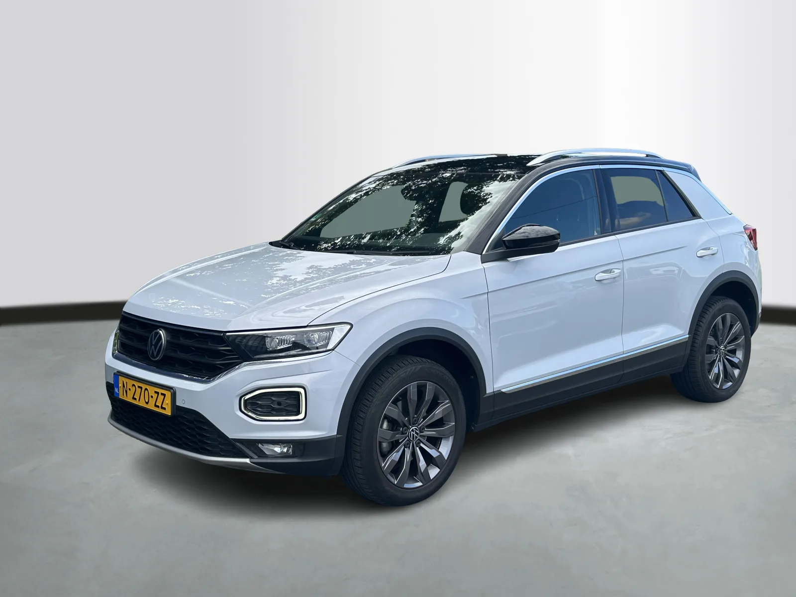 Volkswagen T-Roc (2022) — foto 1