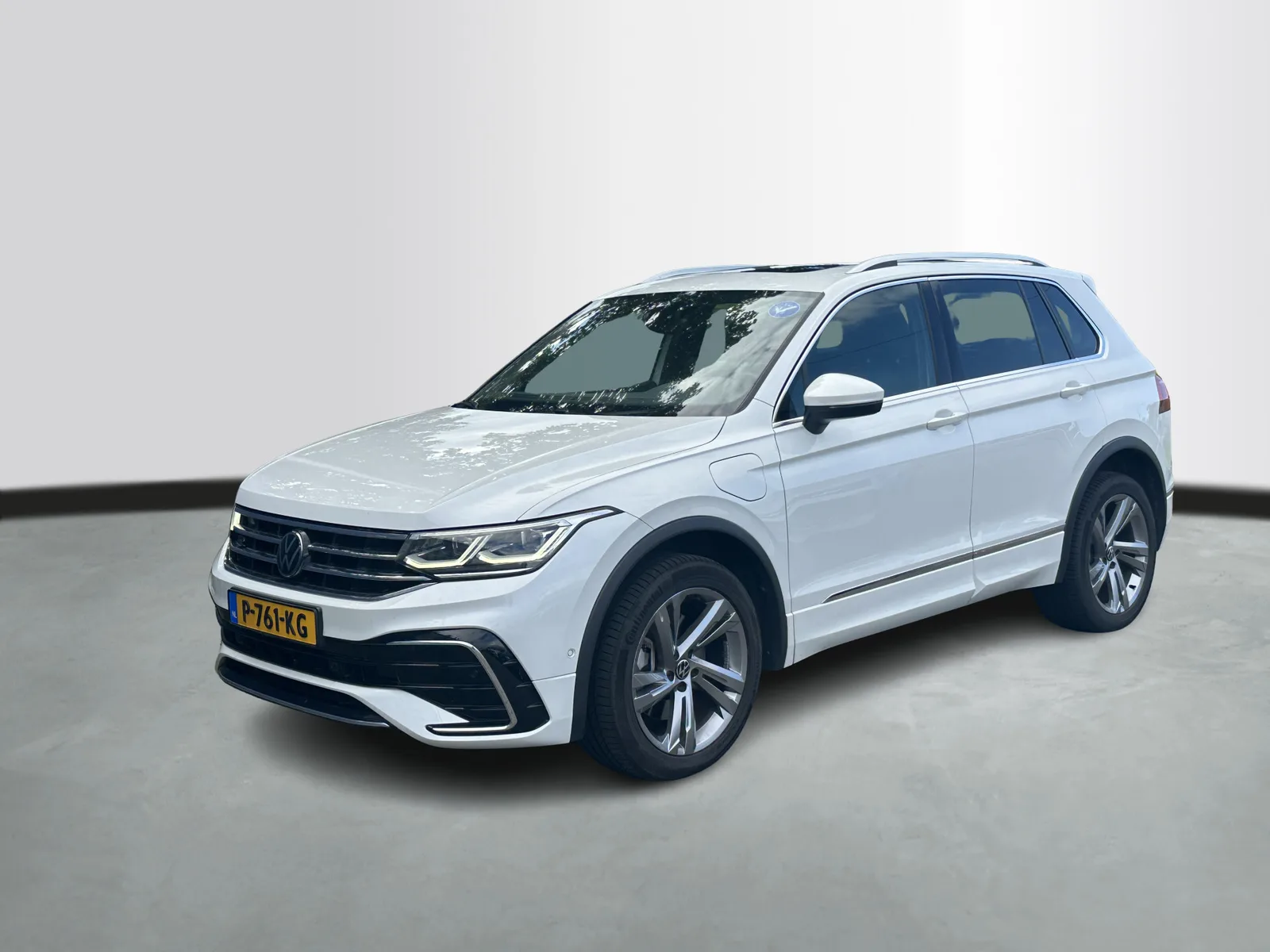 Volkswagen Tiguan (2022) — foto 1