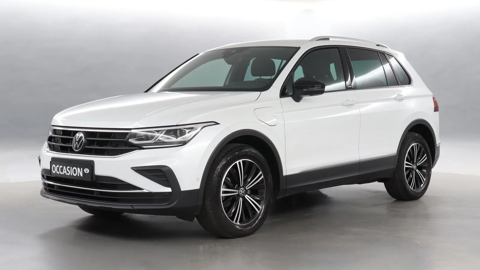 Volkswagen Tiguan (2023) — foto 1